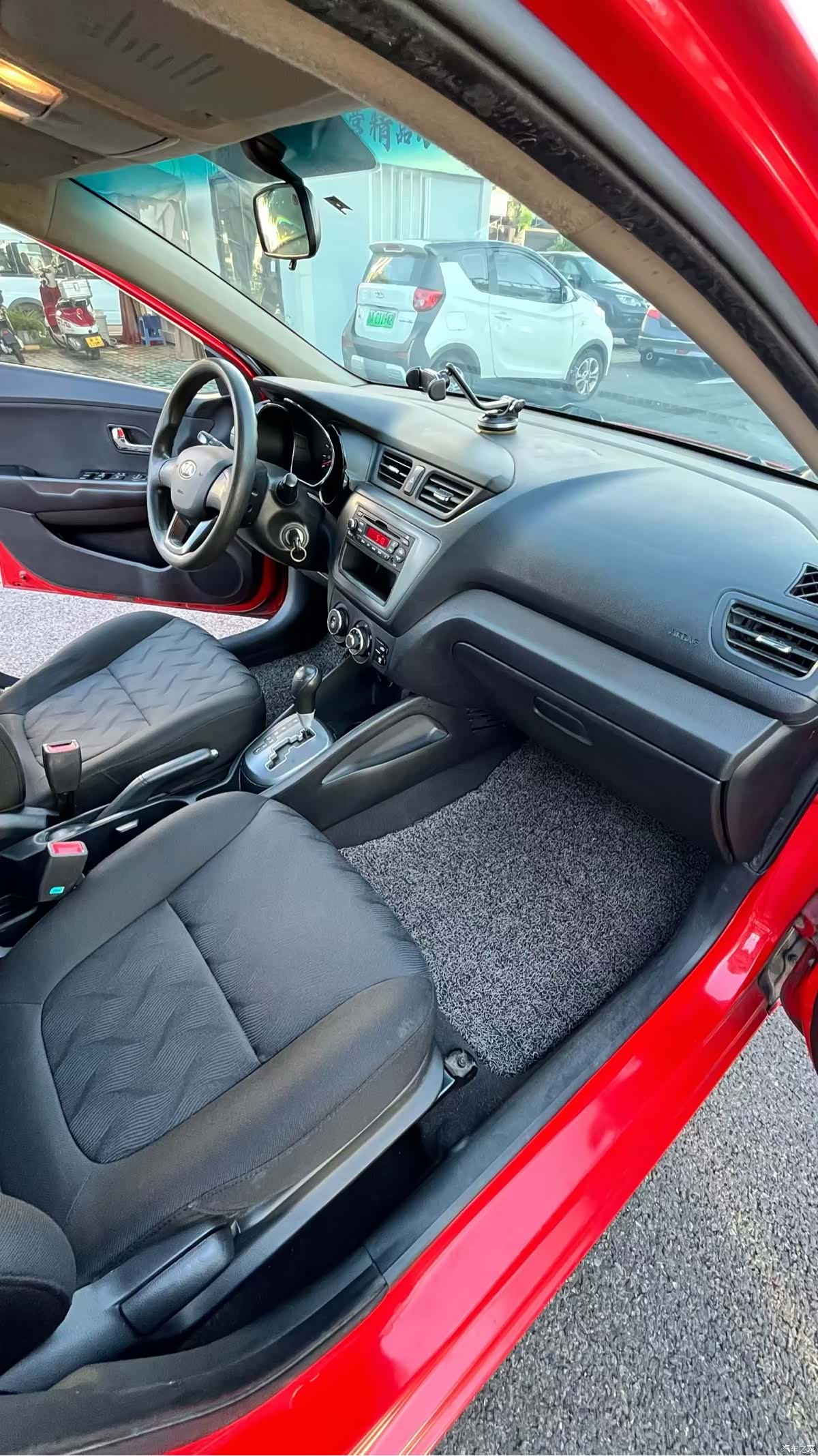 Kia K2, 2013 все фото