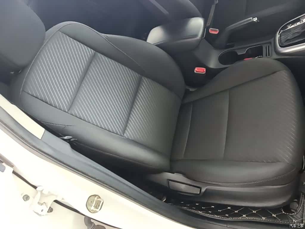 Kia KX3, 2016 25