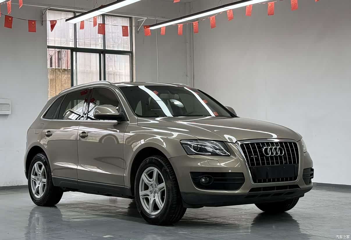 Audi Q5, 2012 1