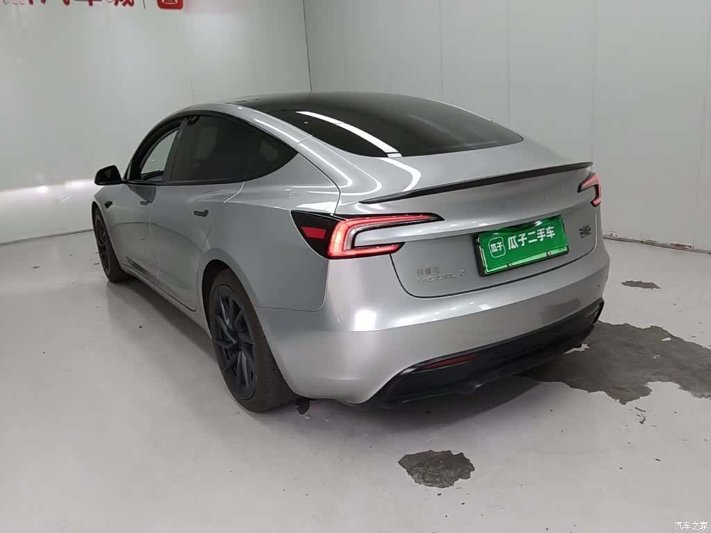 Tesla Model 3, 2024 все фото