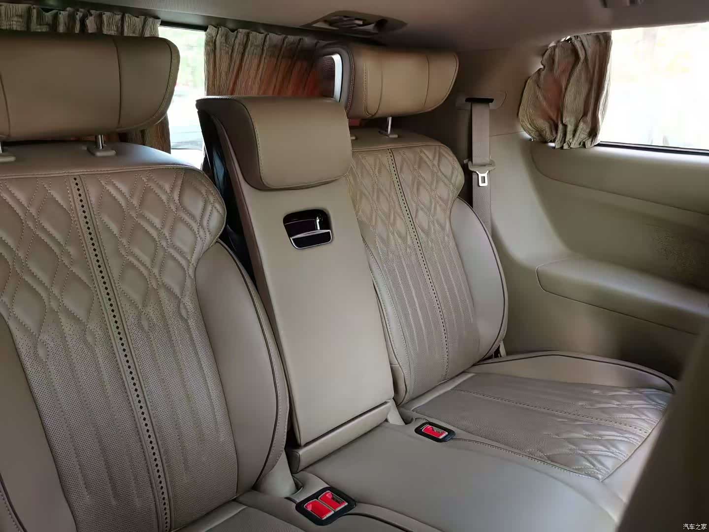 Buick GL8, 2021 6