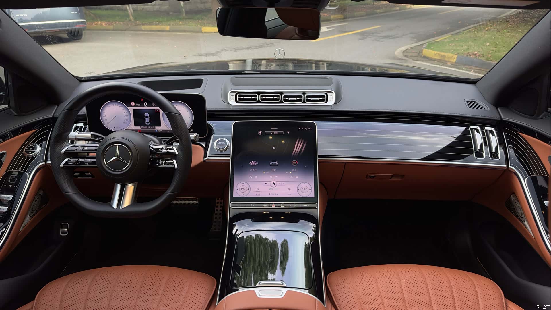 Mercedes-Benz S-Class, 2022 16
