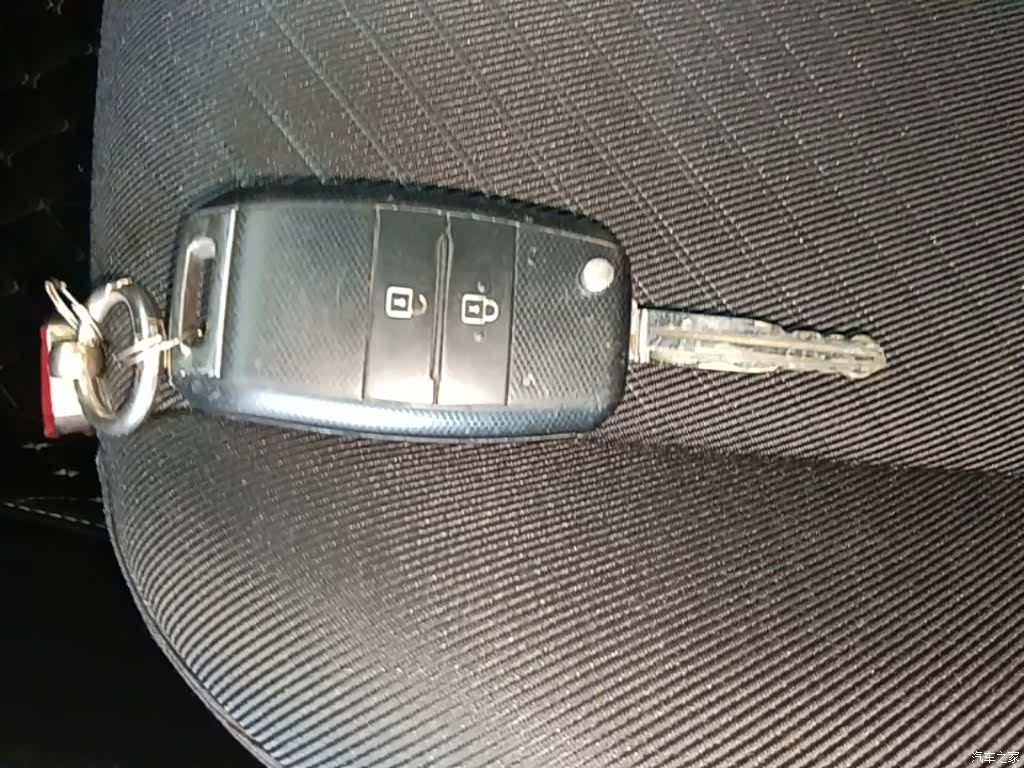Kia KX3, 2016 9