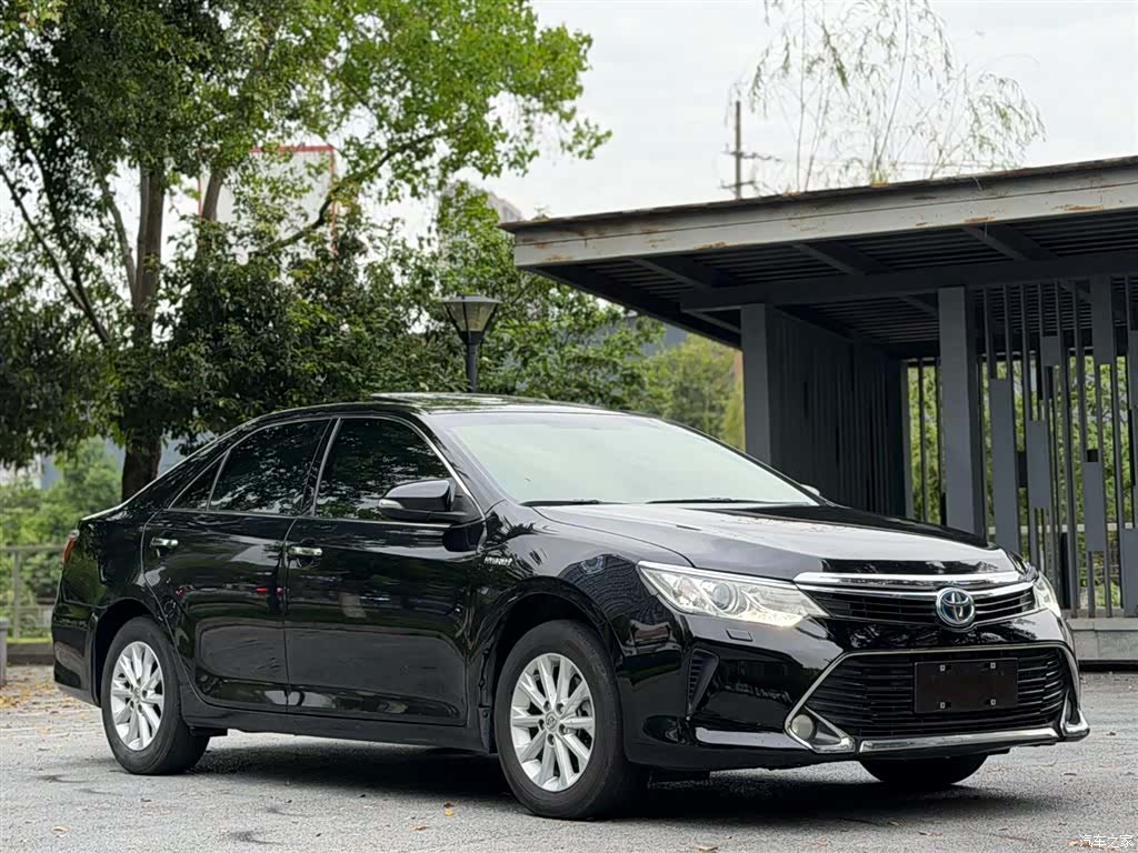 Toyota Camry, 2017 2