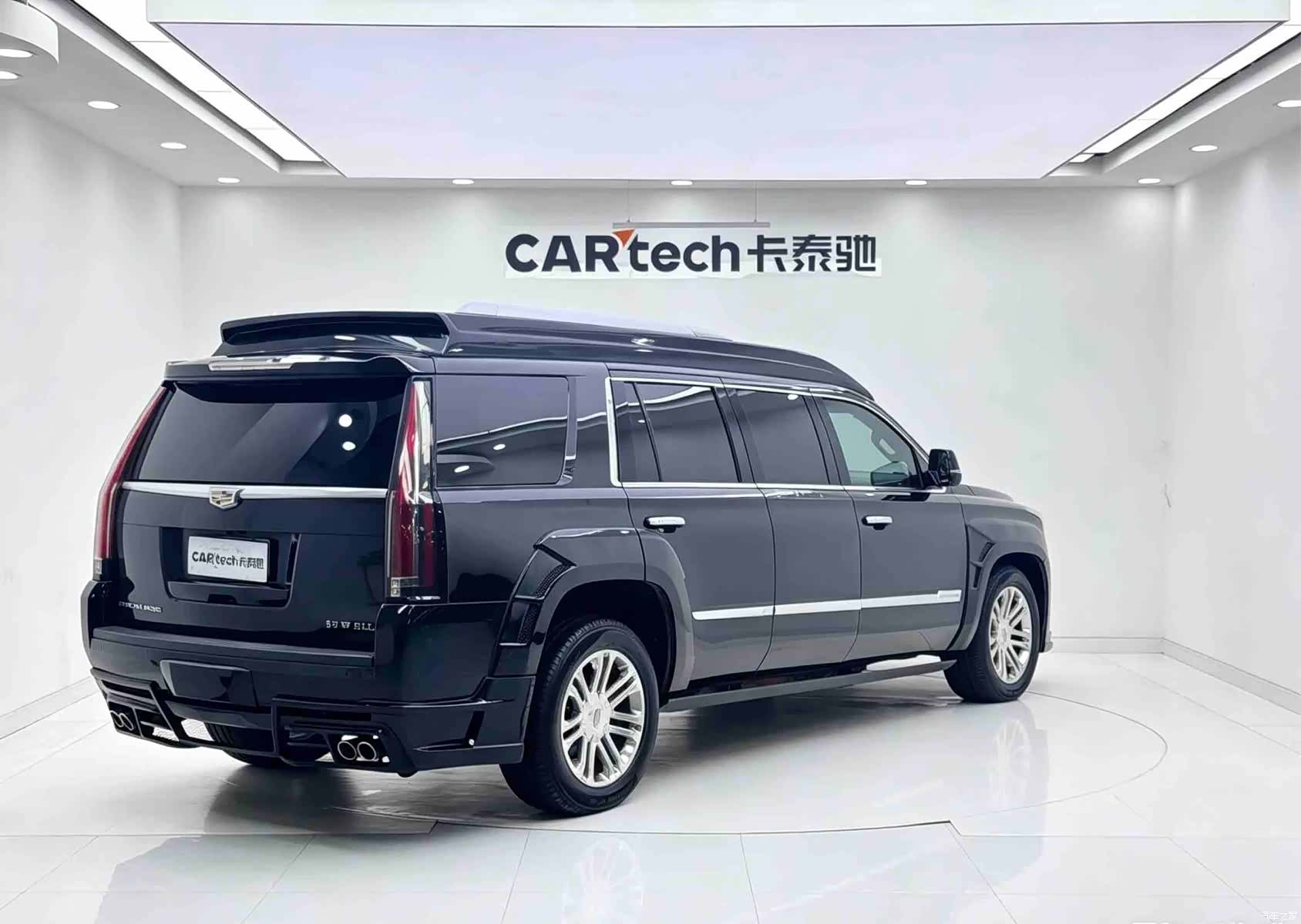 Cadillac Escalade, 2020 4