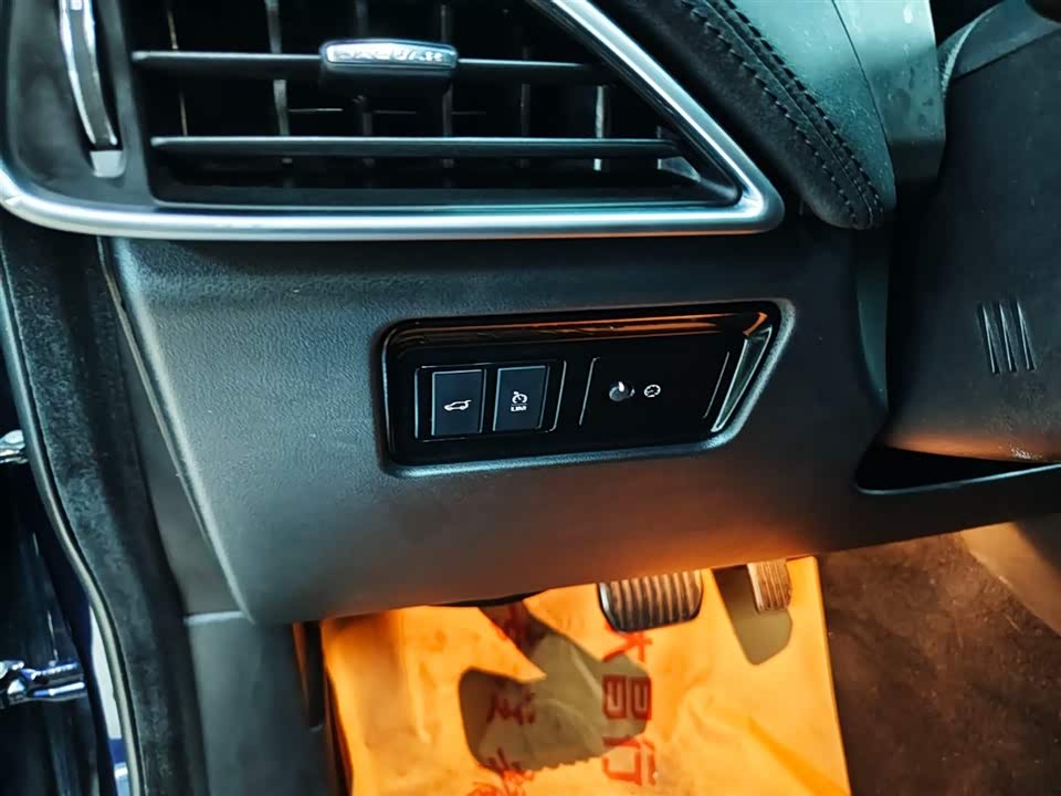 Jaguar F-PACE Jaguar F-PACE
