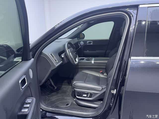 Li Auto L7, 2023 11