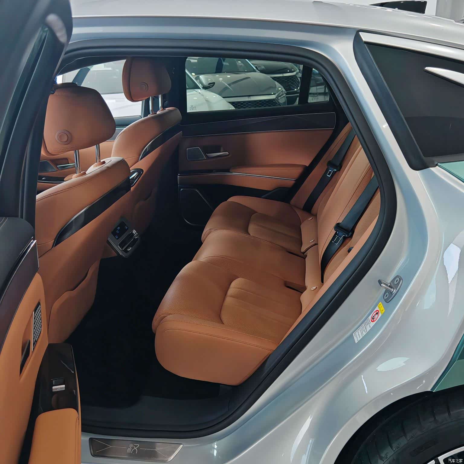 BYD Han, 2025 15