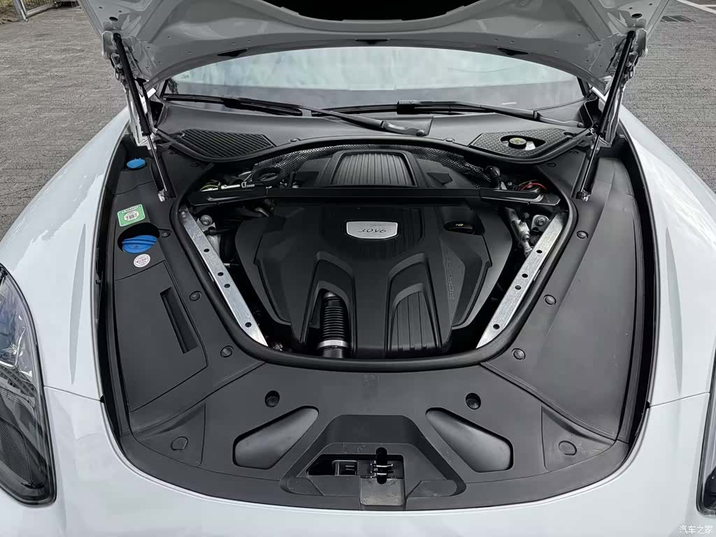 Porsche Panamera, 2018 9