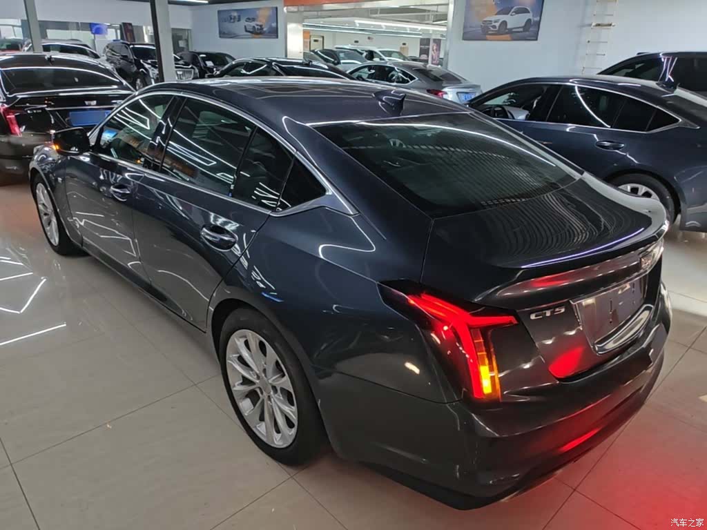 Cadillac CT5, 2021 все фото