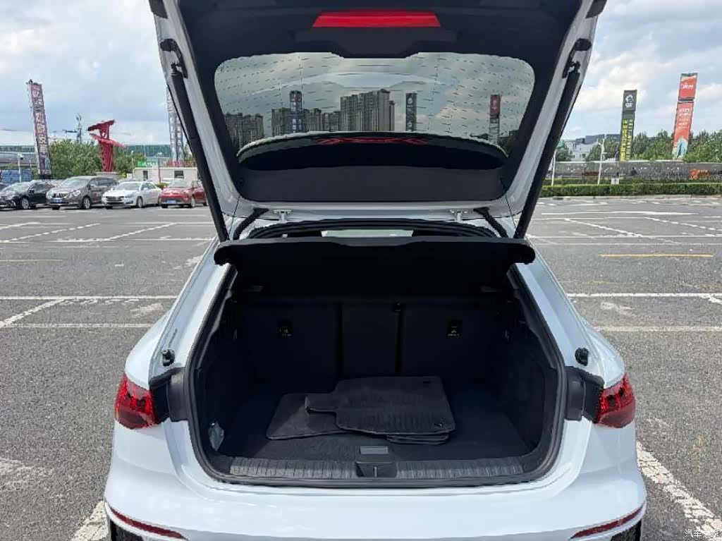 Audi A3, 2023 10