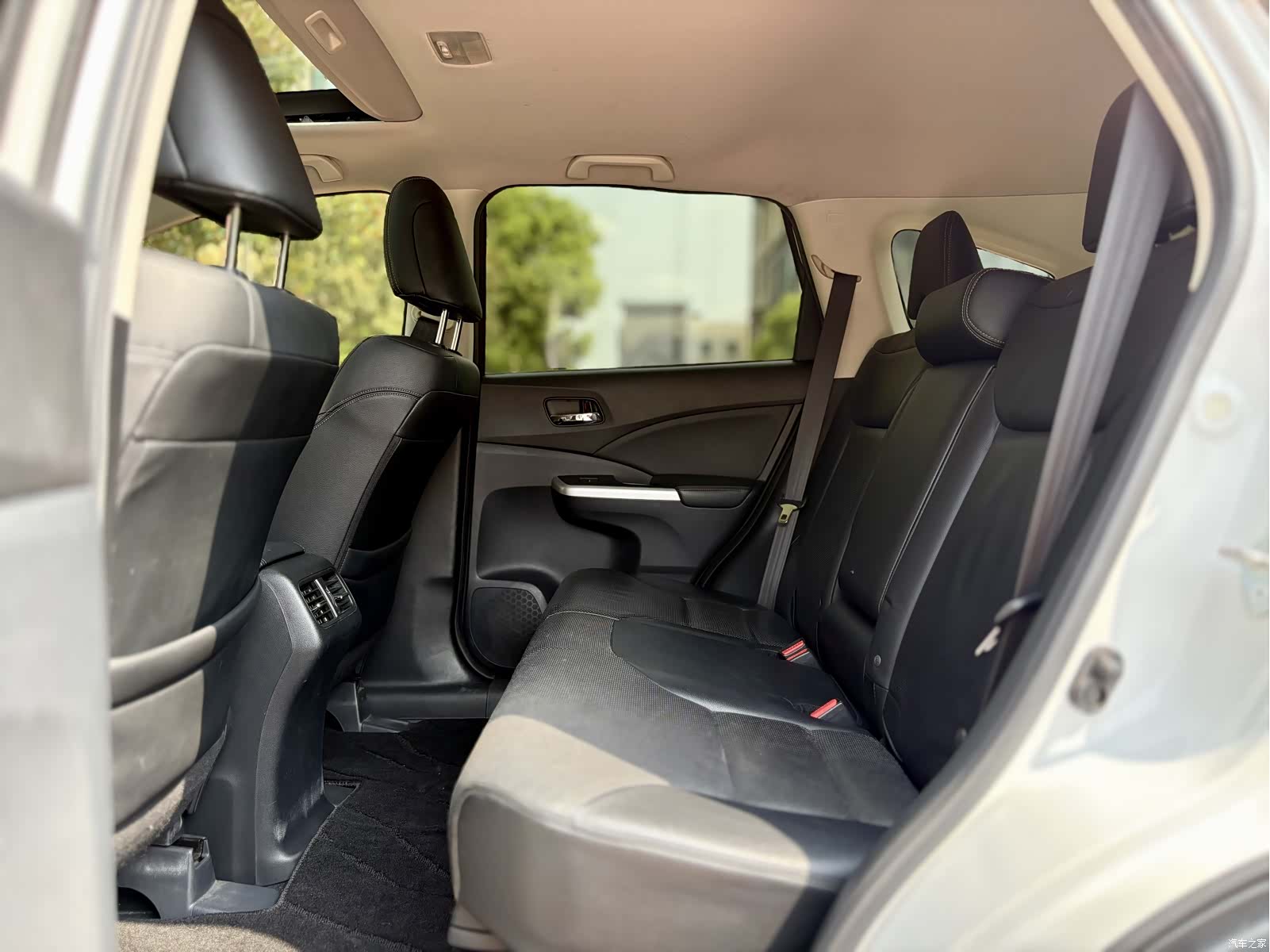 Honda CR-V, 2015 все фото