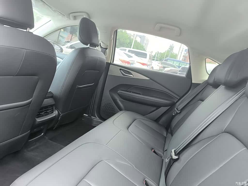 Wuling Starlight, 2024 17