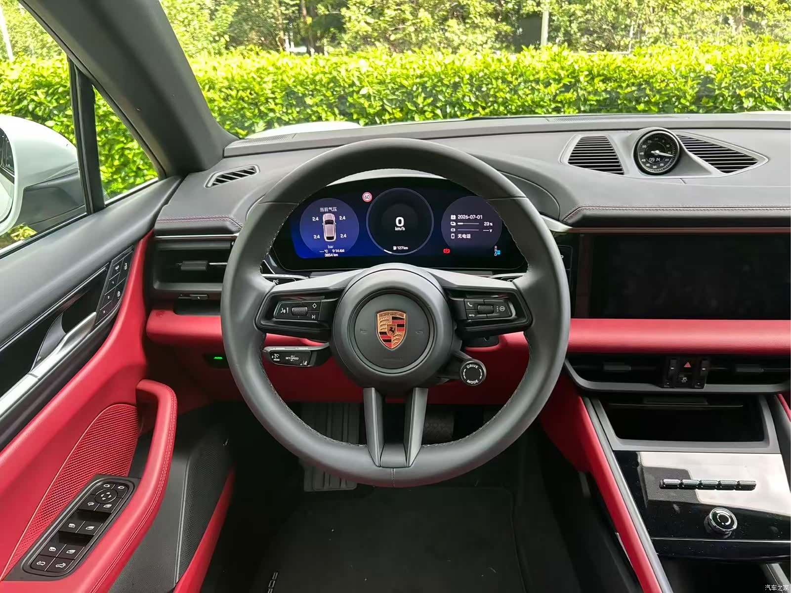 Porsche Macan, 2026 9