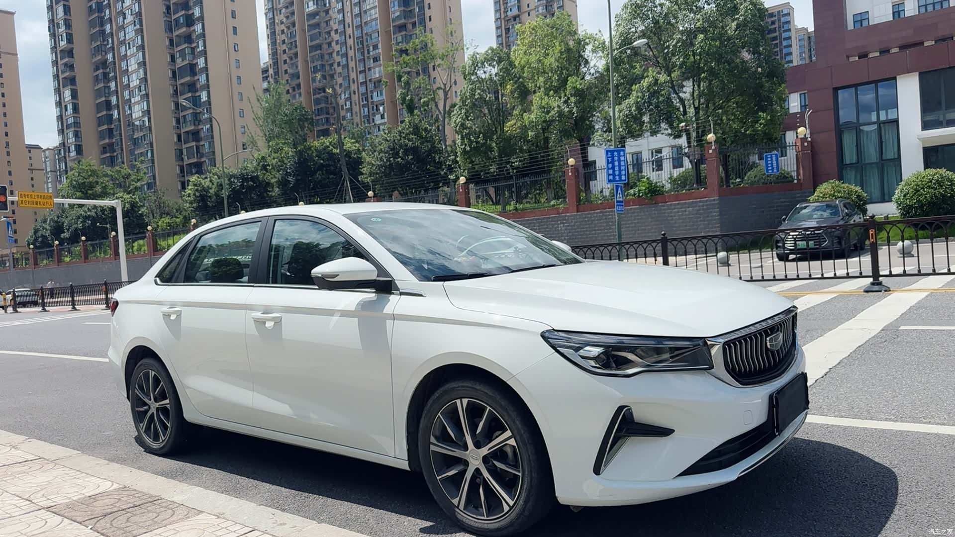 Geely Emgrand, 2022 2