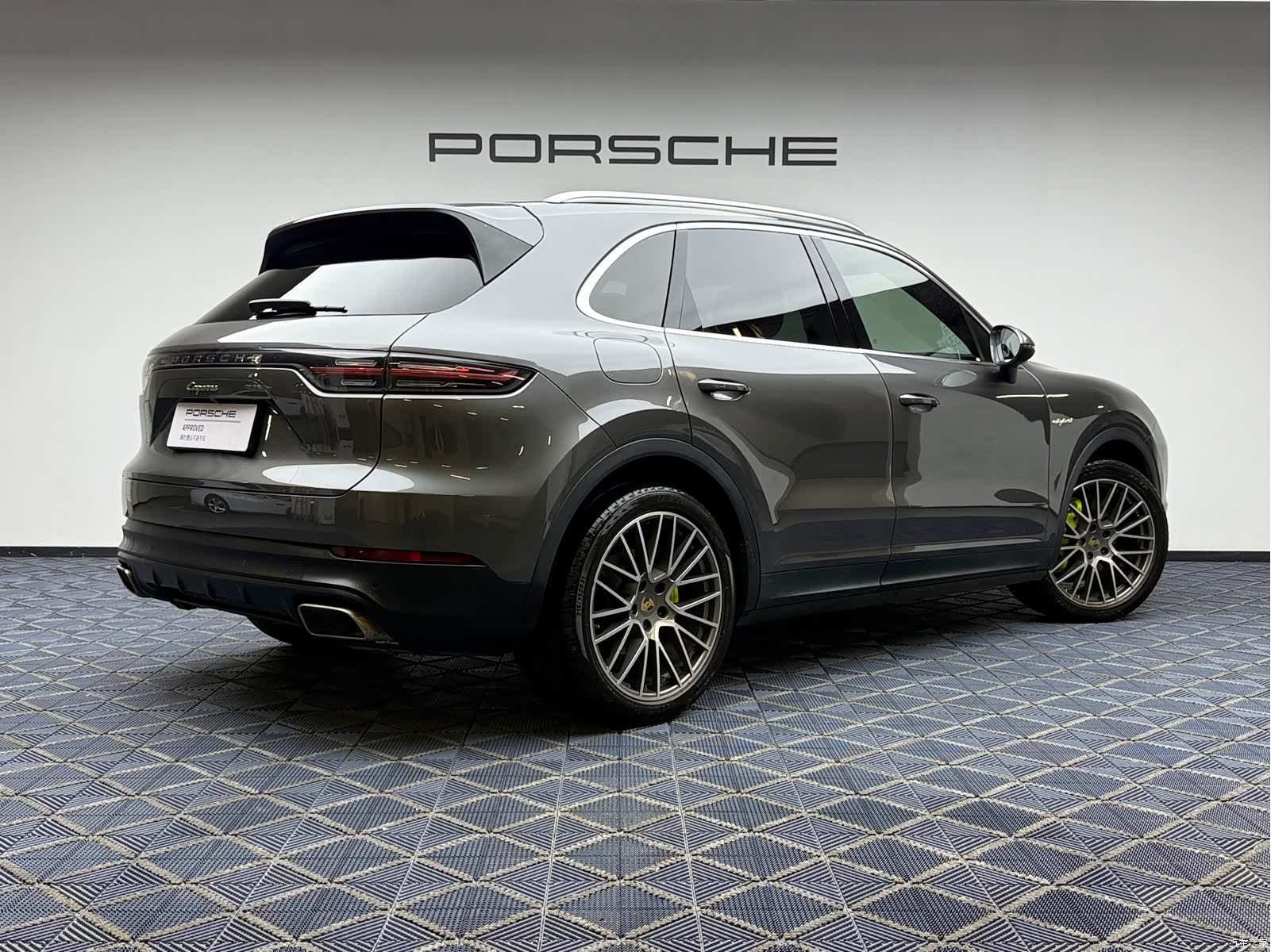 Porsche Cayenne, 2022 2