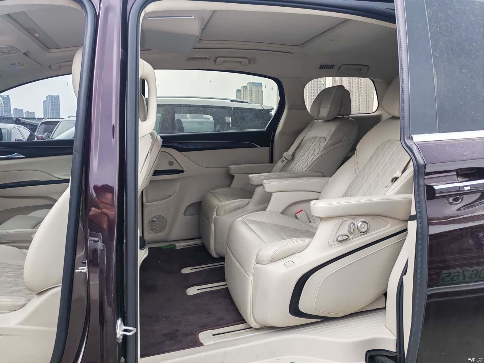 Buick GL8, 2020 6