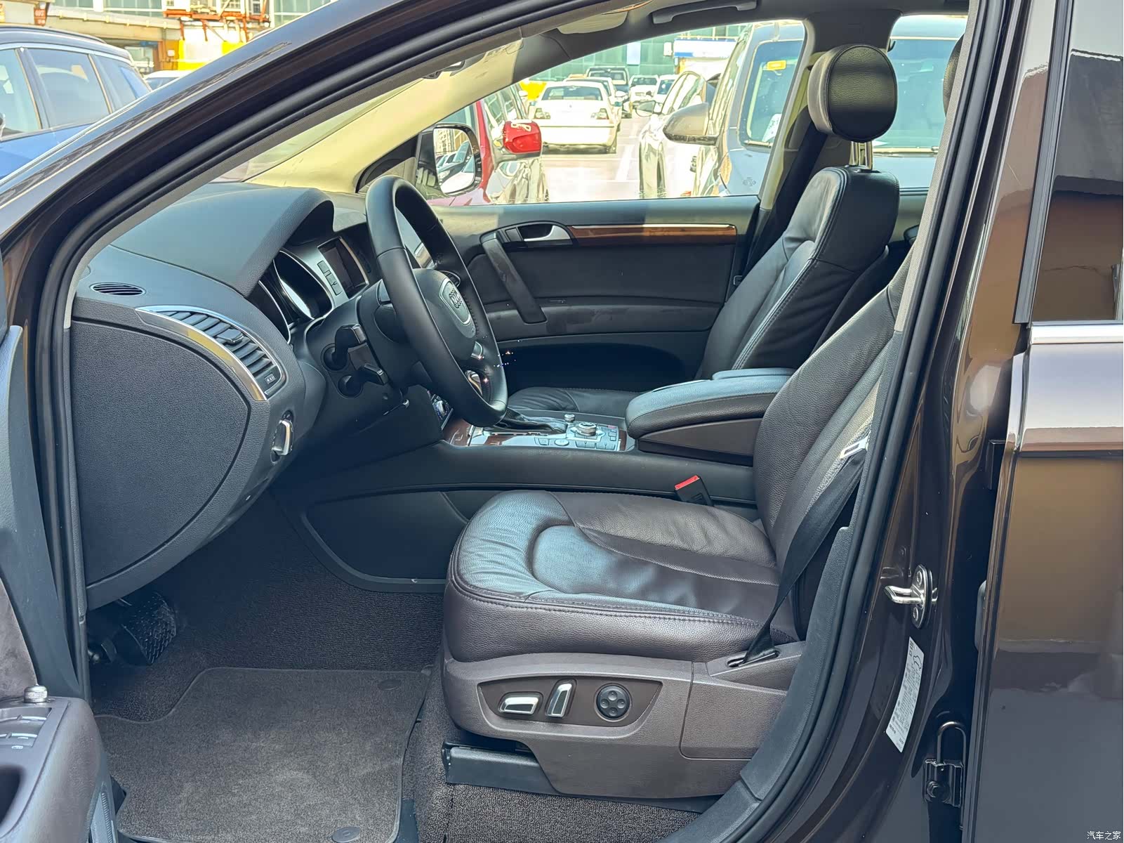 Audi Q7, 2015 6