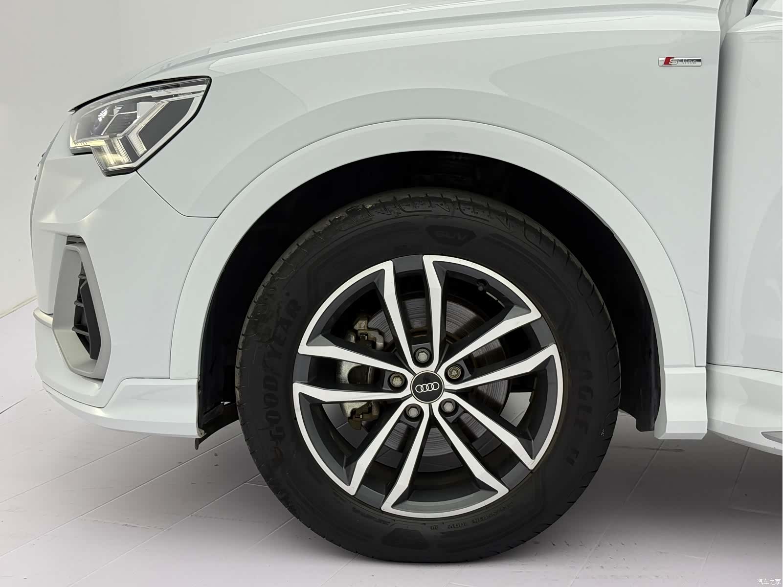 Audi Q3, 2023 21