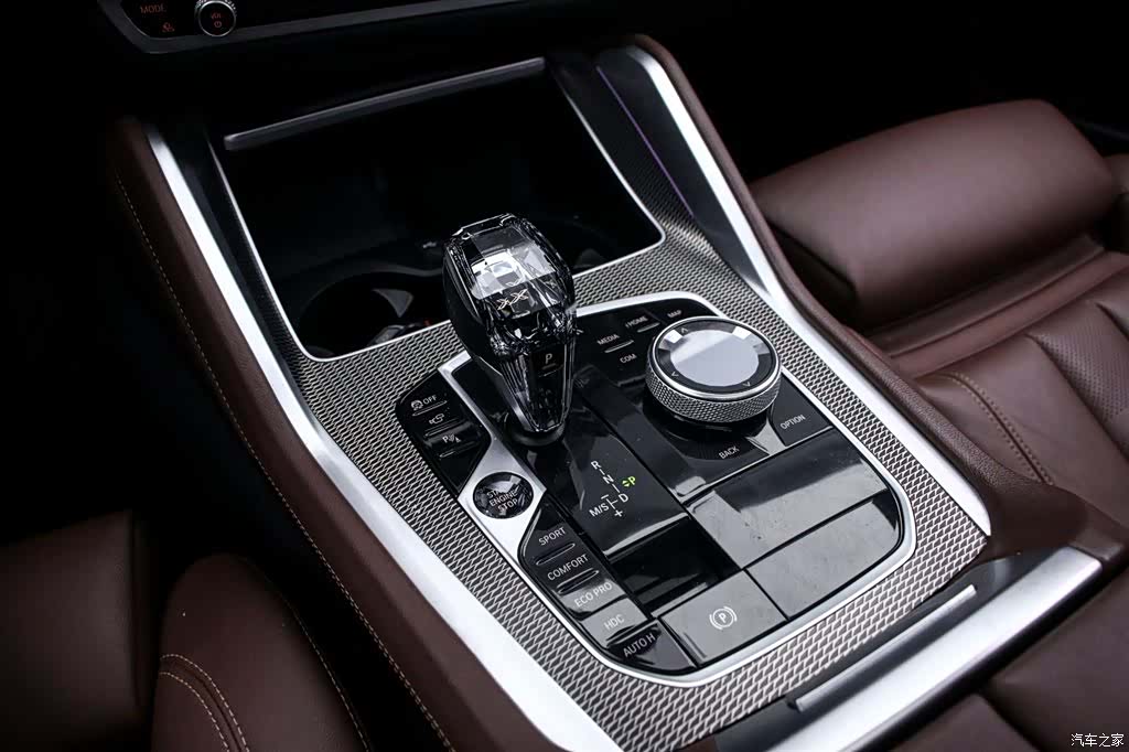 BMW X6, 2023 9