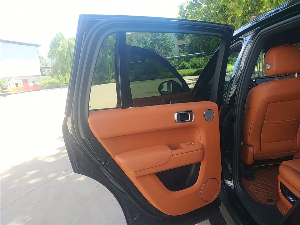 Li Auto Ideal L8