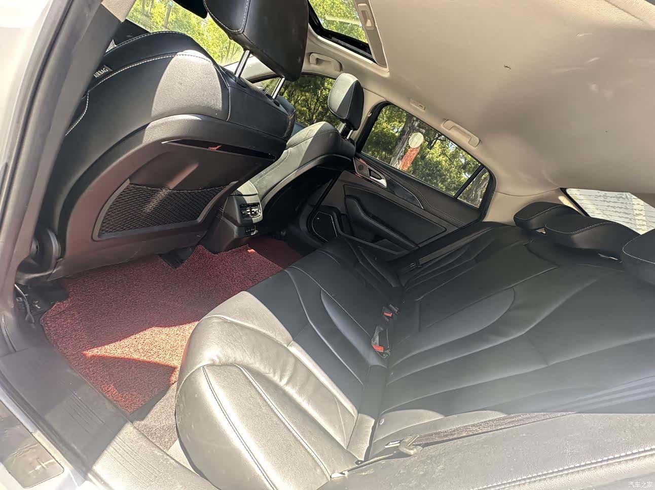 Hongqi H5, 2019 12