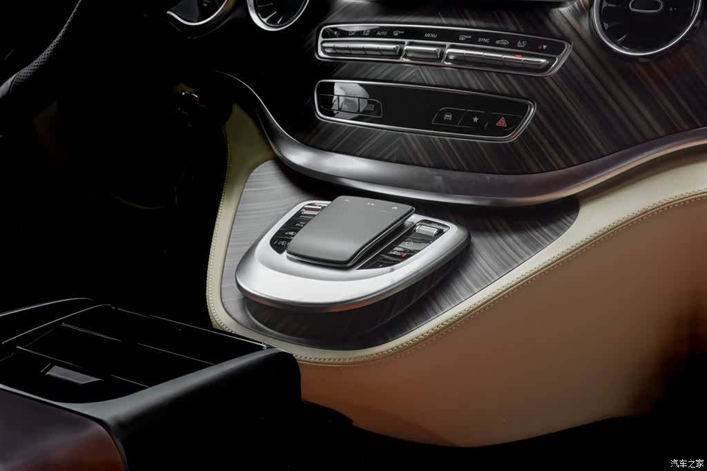 Carlsson V-Class, 2026 12
