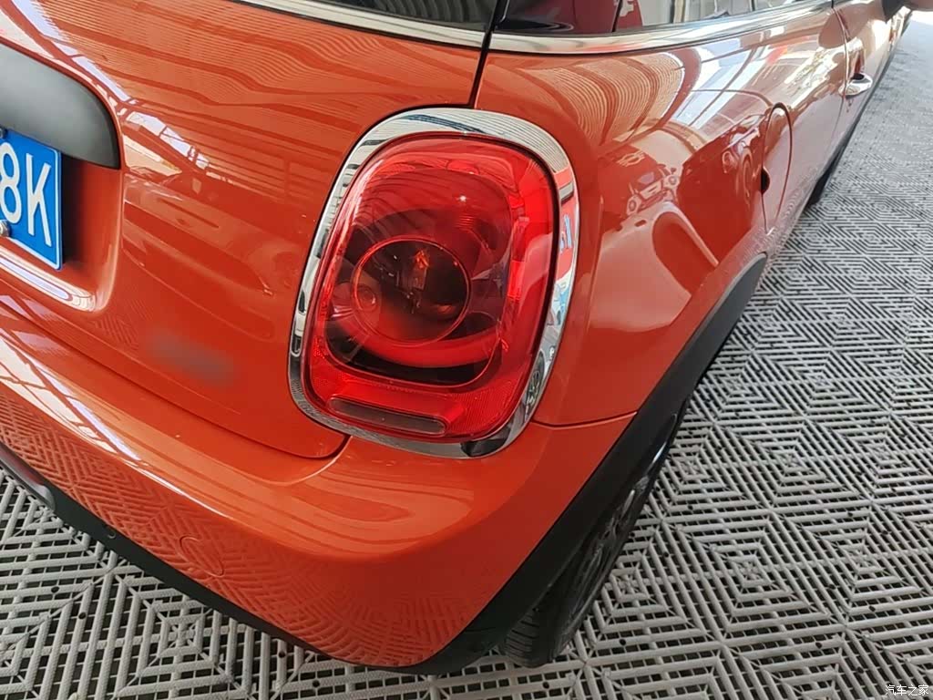 Mini ONE, 2019 8