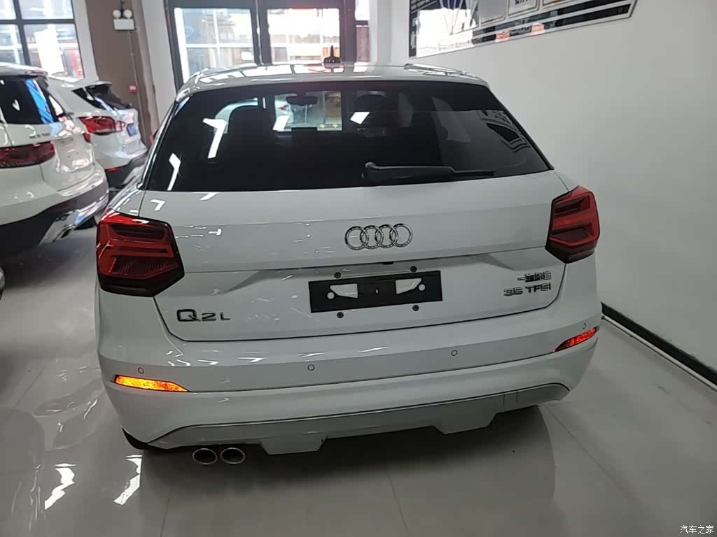 Audi Q2L, 2020 6