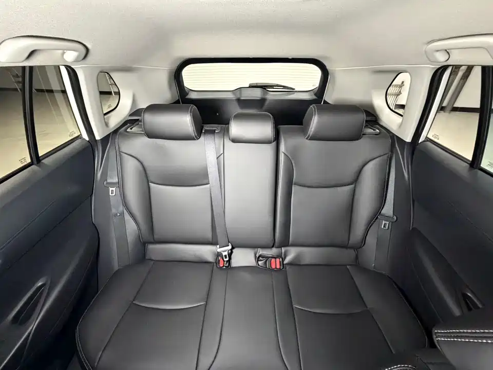 Toyota Corolla Sharp amplifier