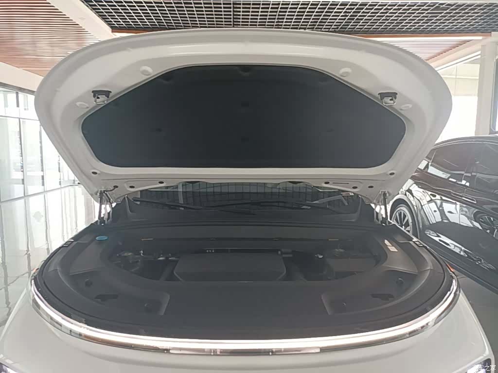 Li Auto L8, 2025 20