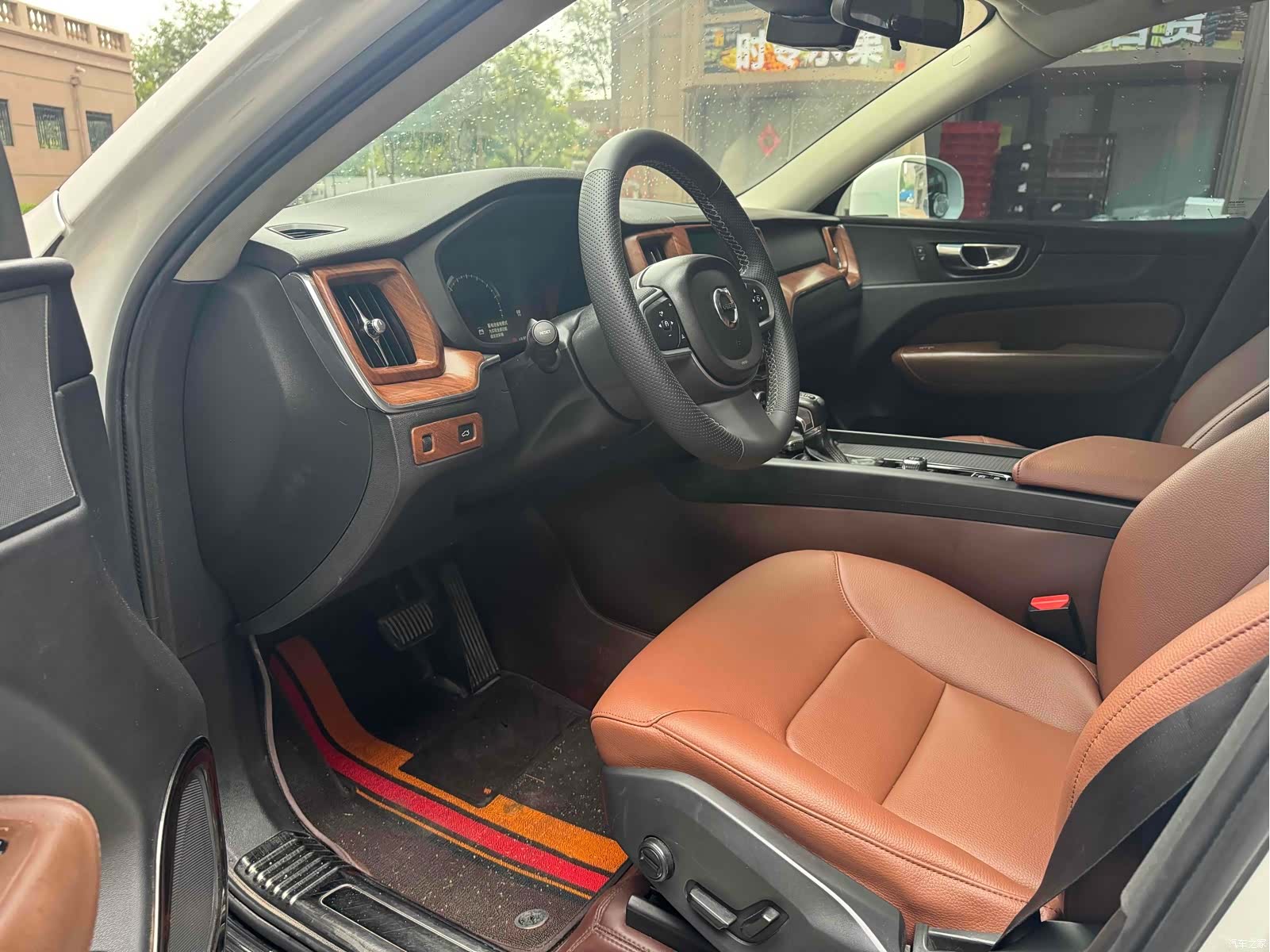Volvo XC60, 2018 8