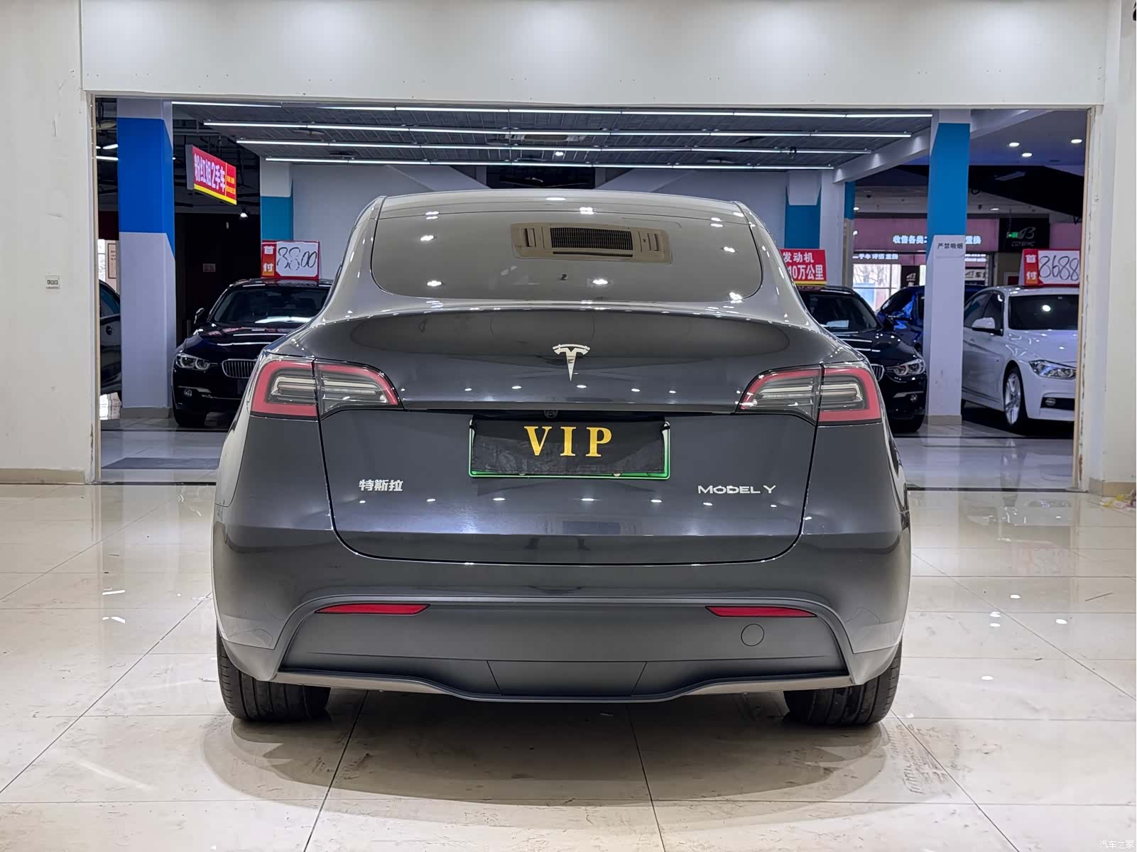 Tesla Model Y, 2024 4