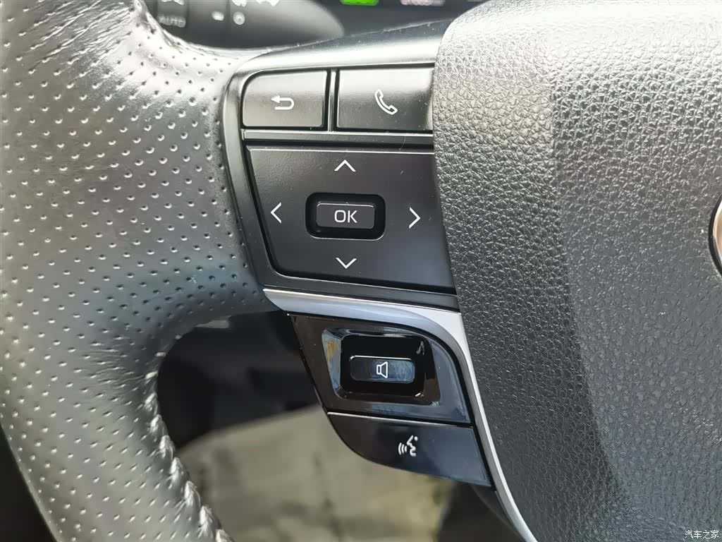 Toyota Camry, 2024 20