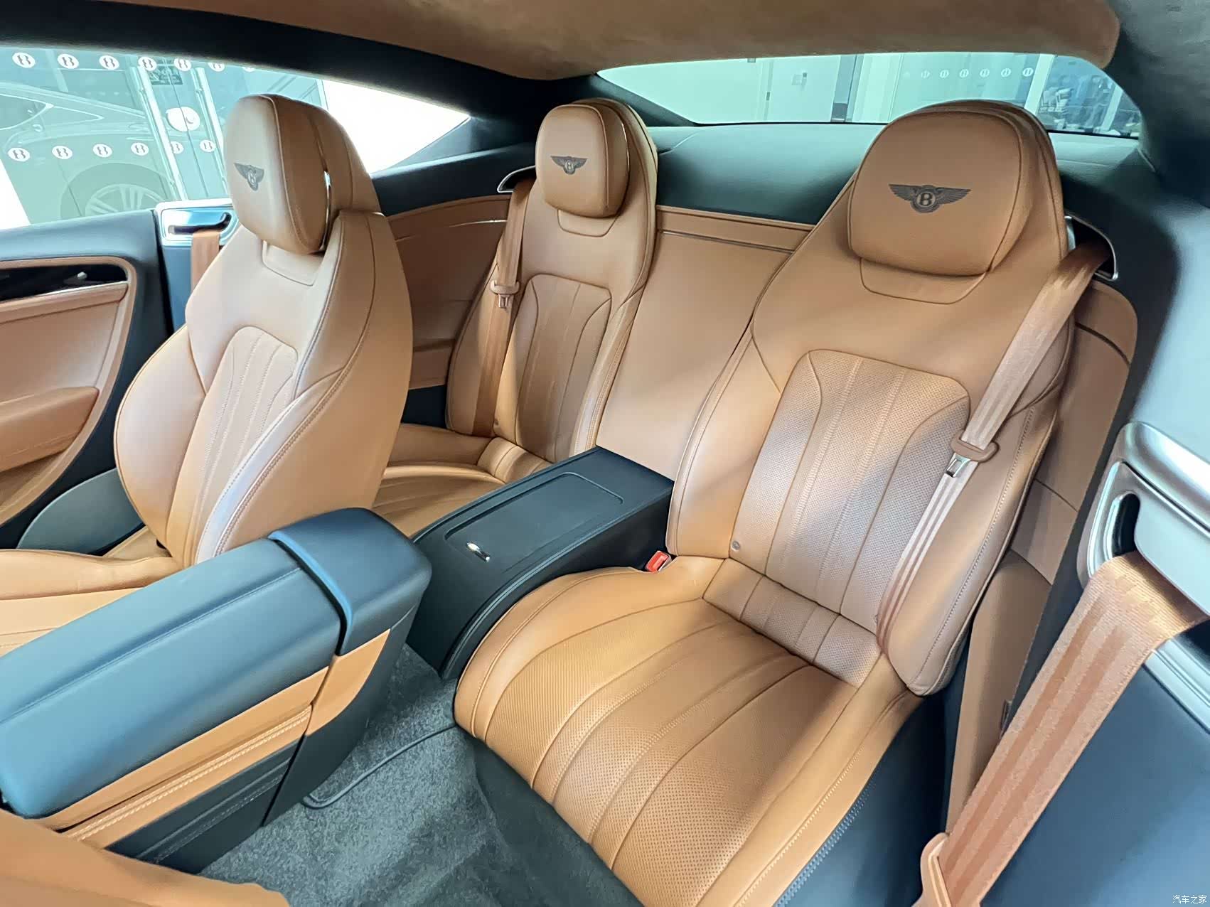 Bentley Continental GT, 2024 11