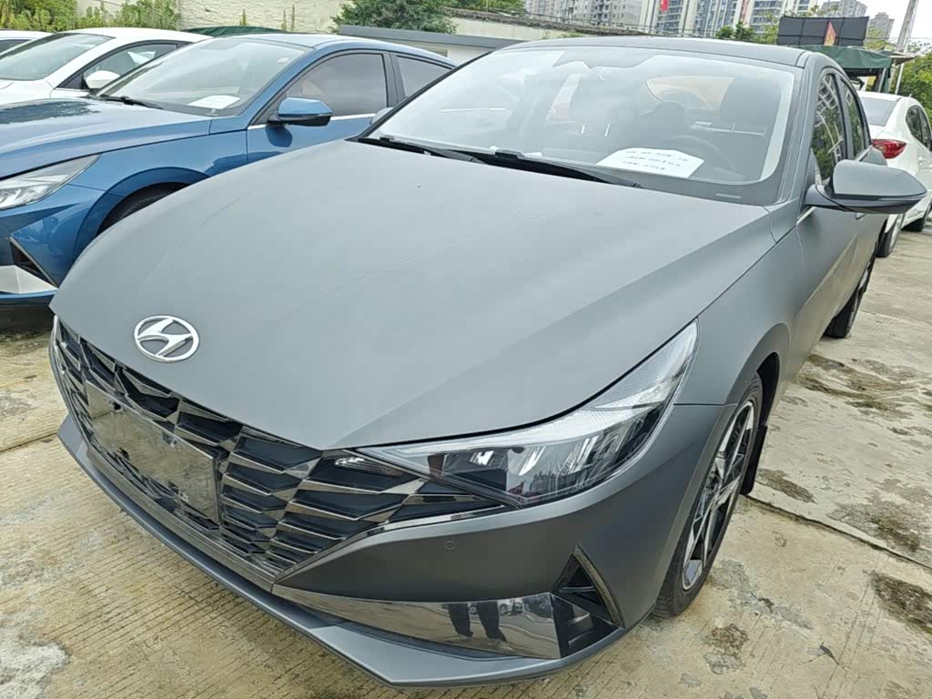 Hyundai Elantra