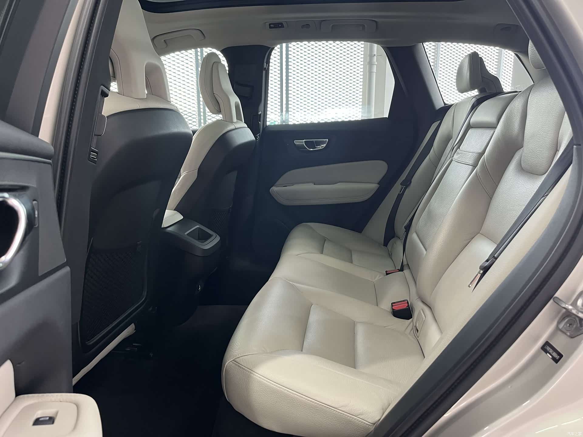 Volvo XC60, 2018 9