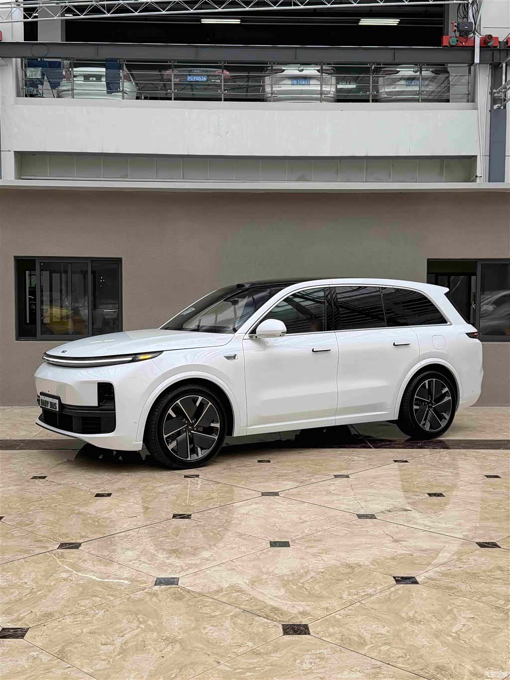 Li Auto L8, 2025 1