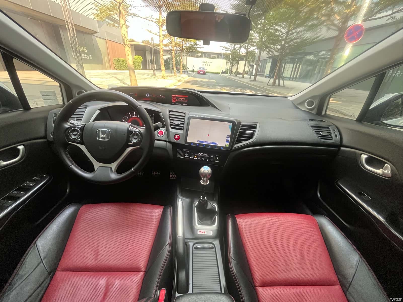Honda Civic, 2015 29
