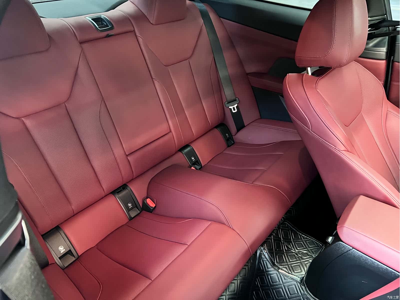 BMW 4 Series, 2024 17