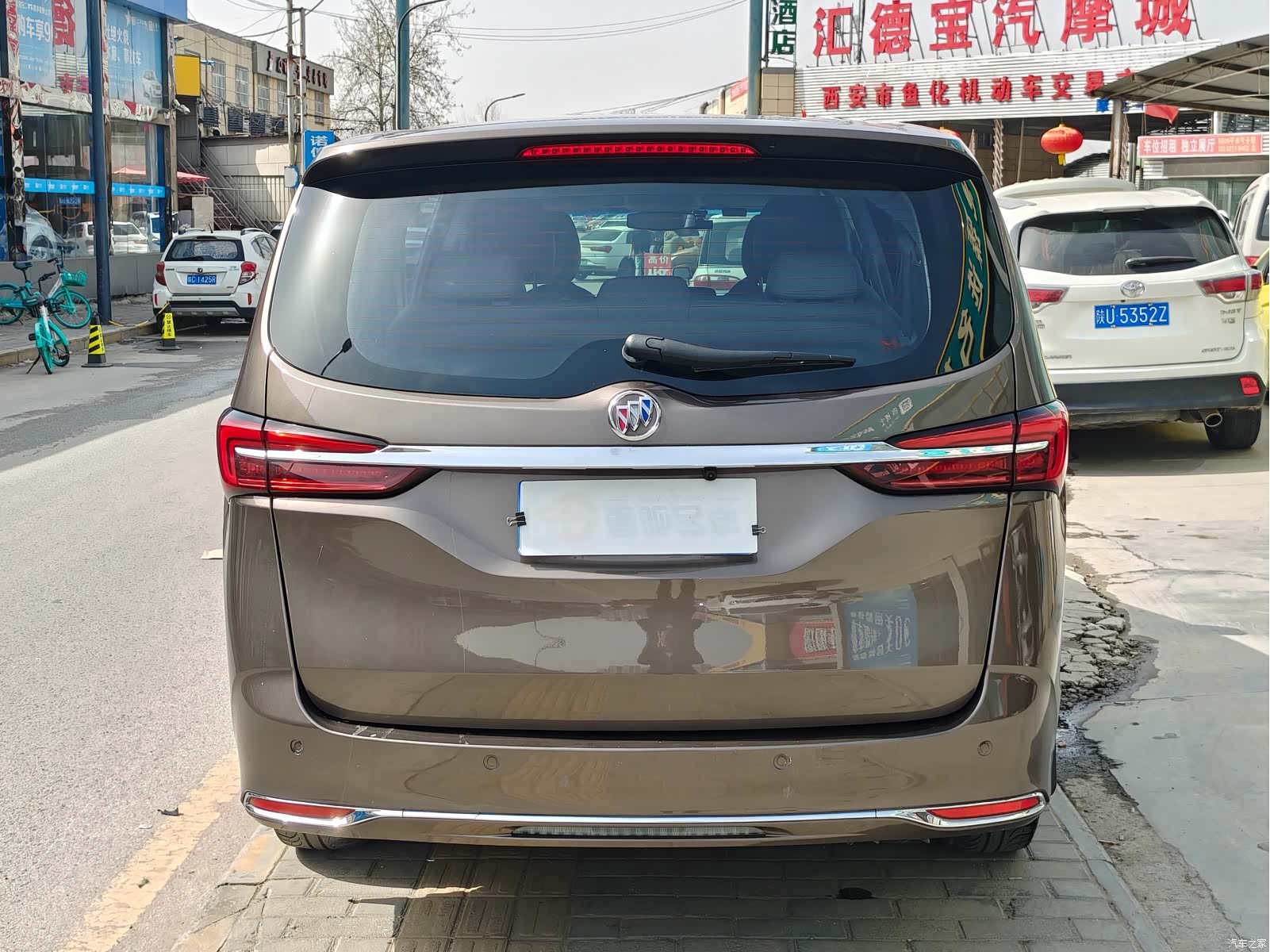 Buick GL8, 2022 12