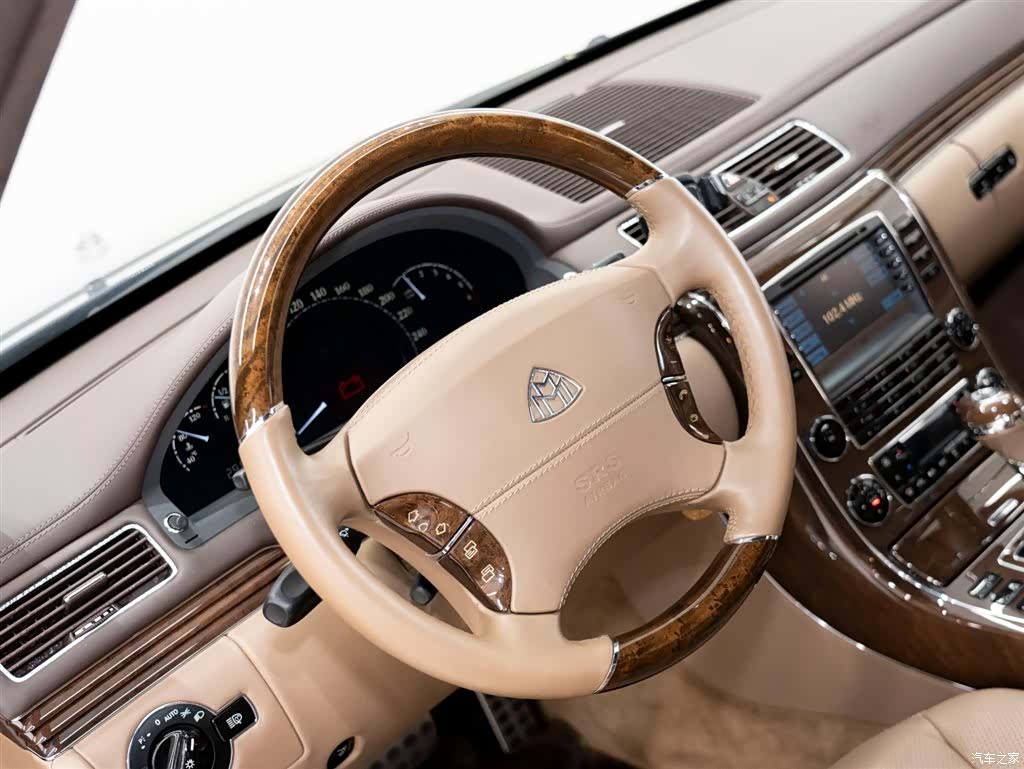 Maybach 62, 2014 26