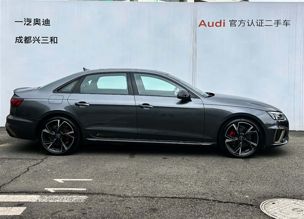 Audi A4L, 2024 3