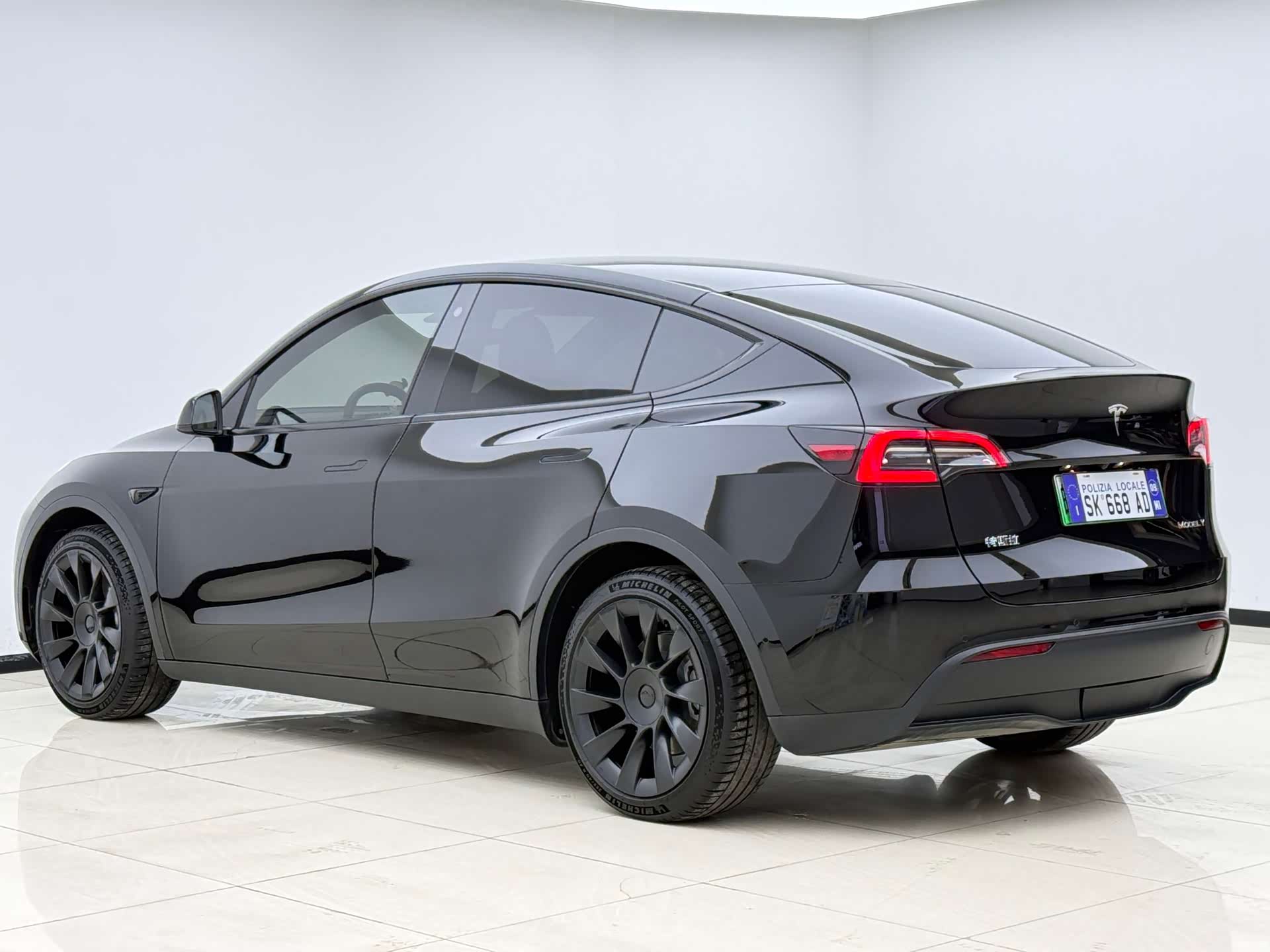 Tesla Model Y, 2021 19