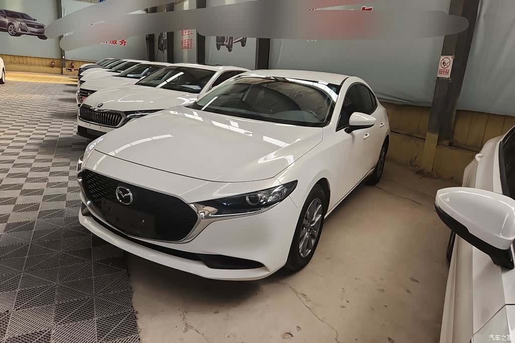 Mazda Mazda3, 2022 1