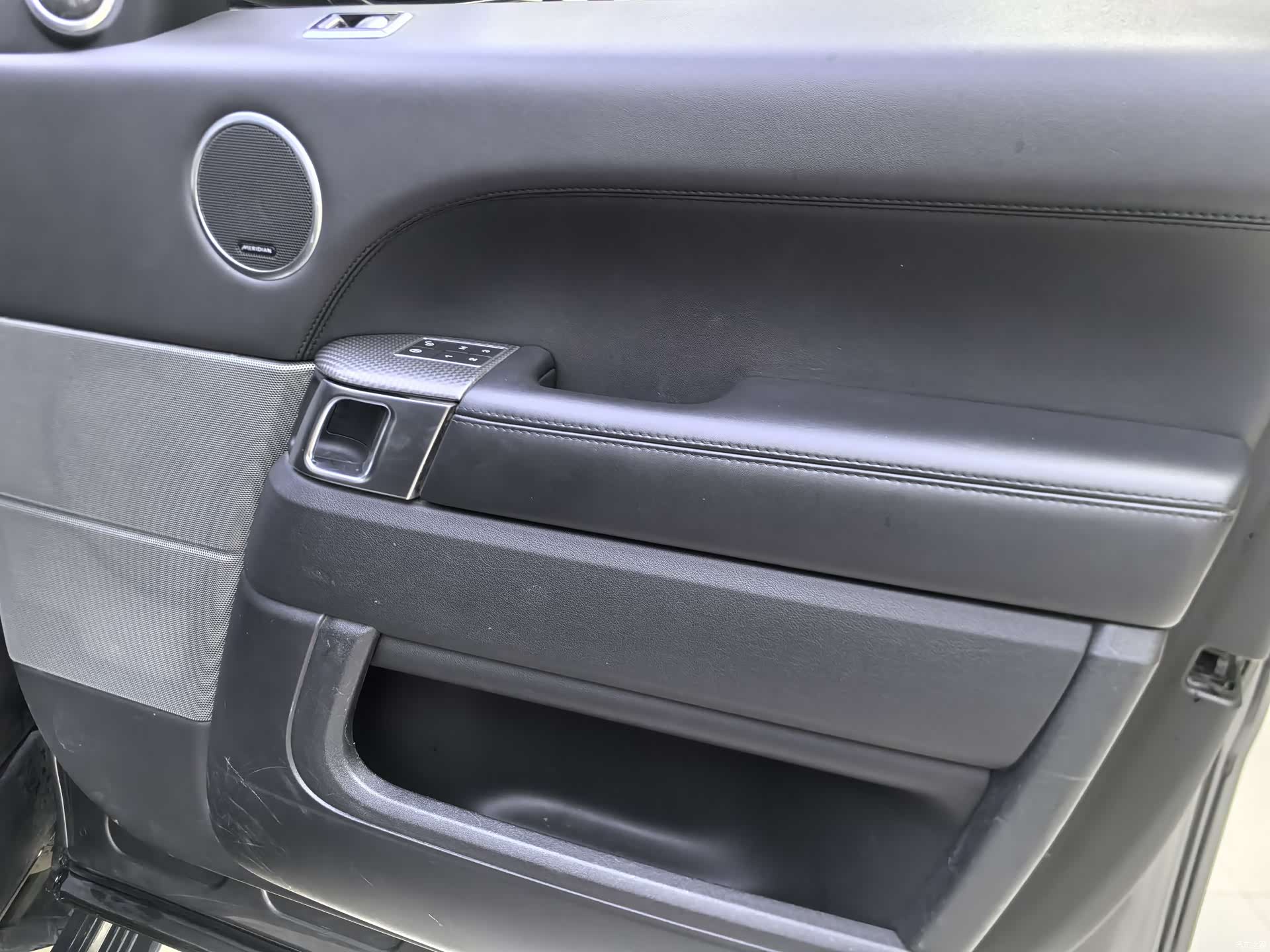 Land Rover Range Rover, 2018 18