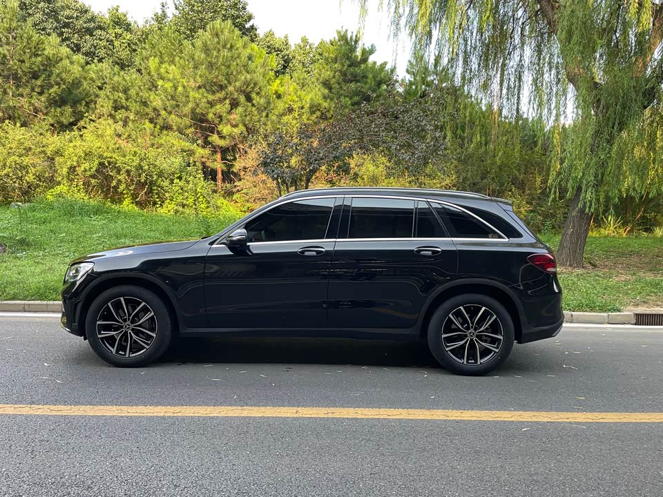 Mercedes-Benz GLC Mercedes-Benz GLC