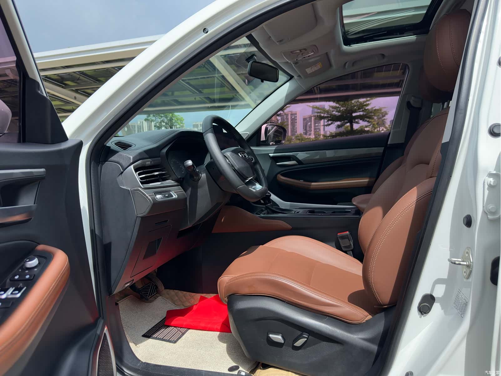 Geely X6, 2022 11
