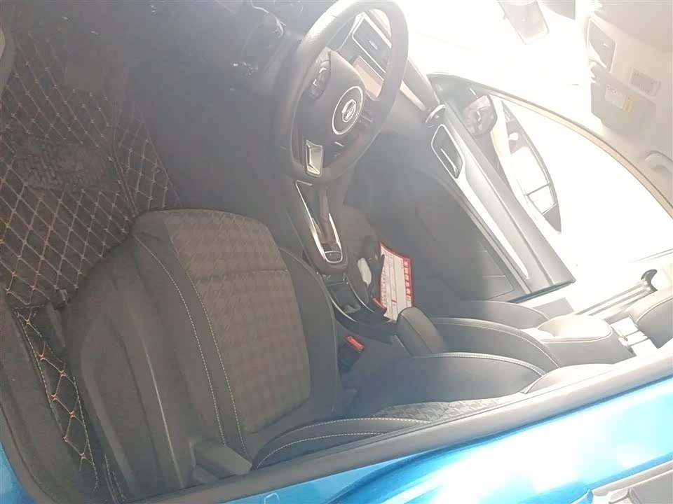 MG ZS