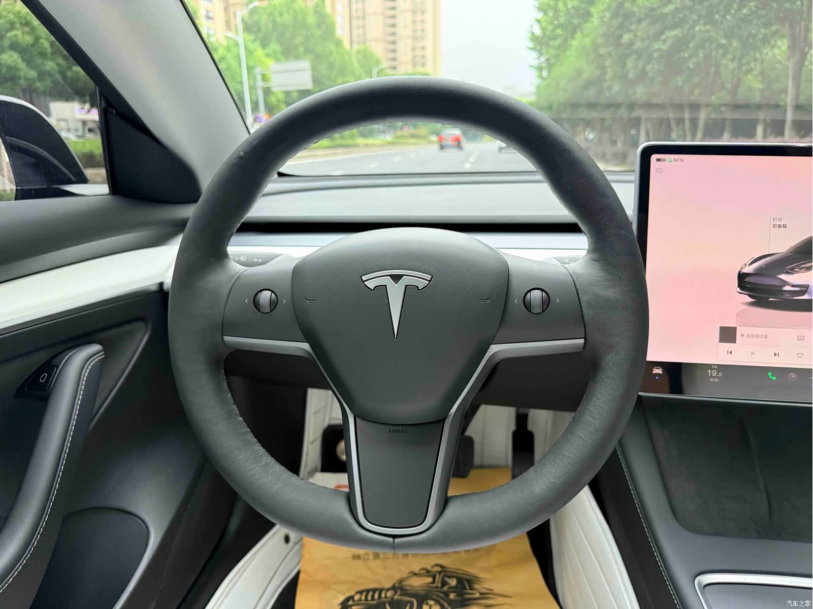 Tesla Model 3, 2022 14